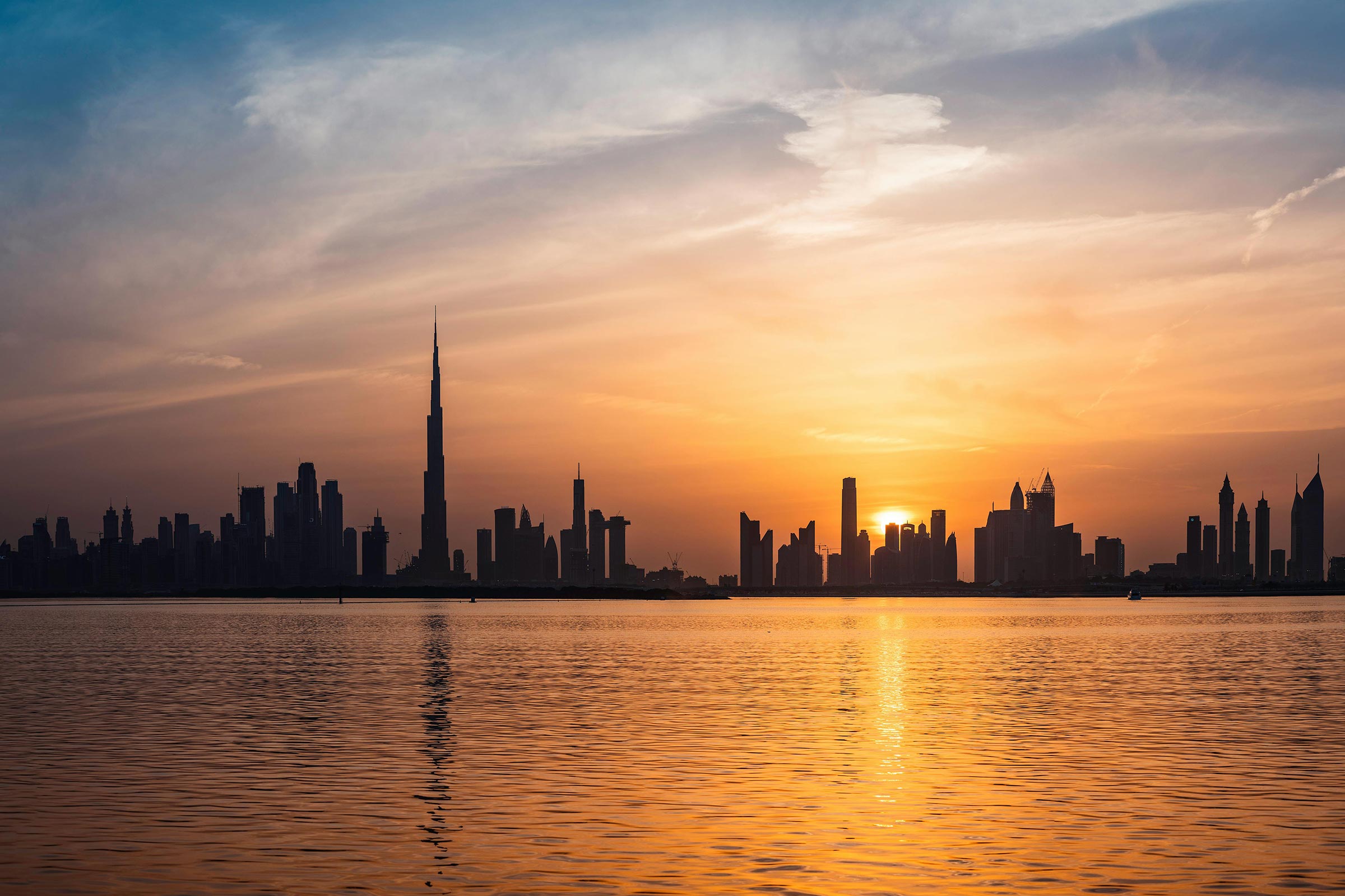 Whats Driving International Buyers to Dubai in 2025 QUBE