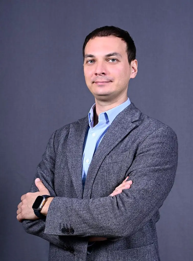 Andrey Lazarev - Qube Development