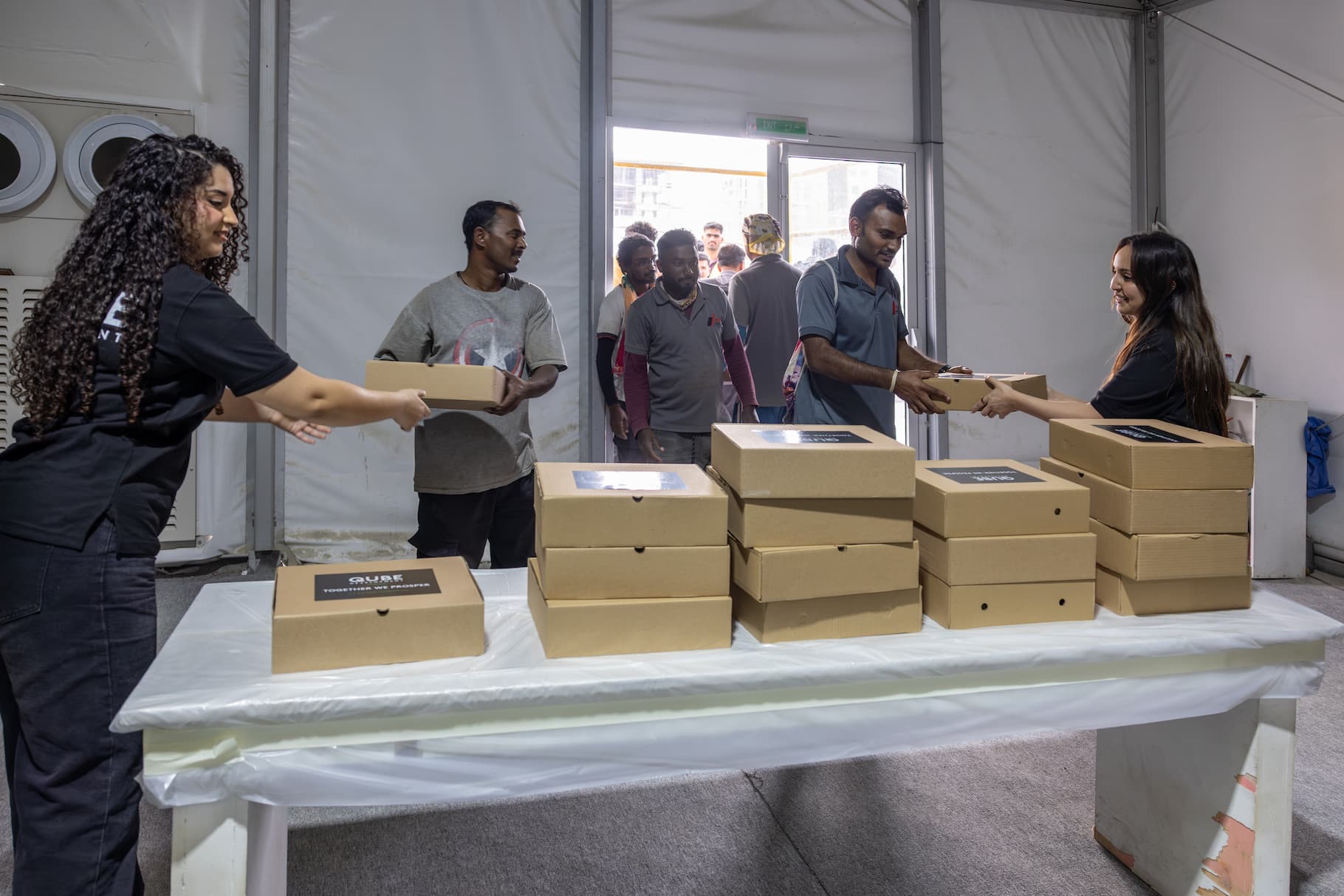 Gifting Iftar Boxes to Construction workers at Arisha site